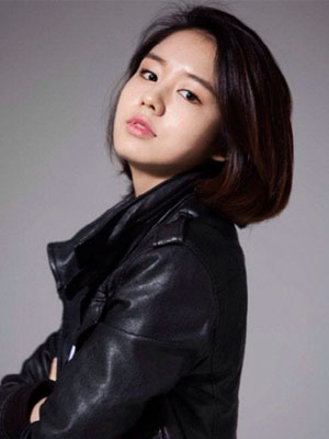 Актриса Ан Ын Джин в роли Джин Се Гён